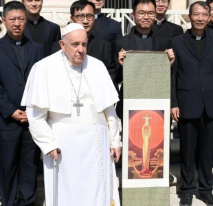 Giám mục Hong Kong cầu nguyện cho "sự tin tưởng lẫn nhau" giữa Bắc Kinh và Vatican