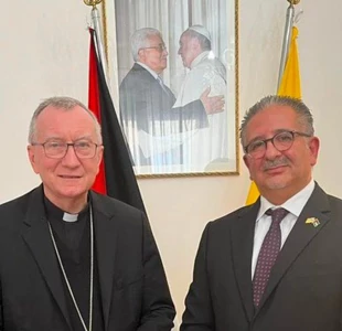 ĐHY Parolin thăm Đại sứ quán Palestine cạnh Tòa thánh